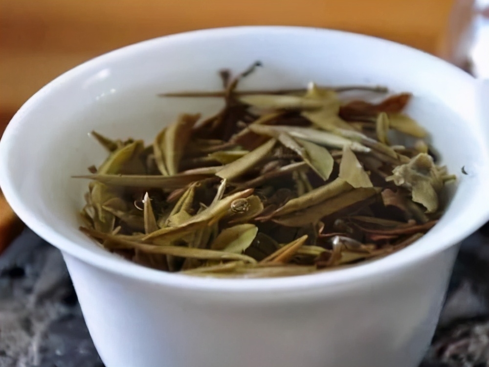 为什么喝完茶感觉口渴,为啥喝完茶以后容易饿