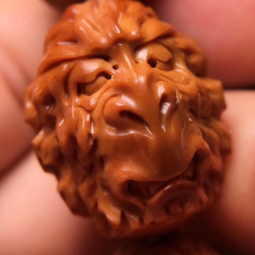 橄榄核十八罗汉手串怎么穿好盘玩,猴头手串和橄榄核手串哪个好盘
