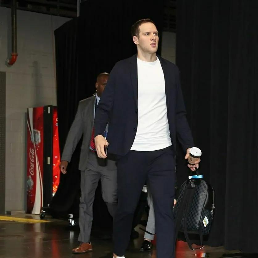 2kol2经理模式sf平民球员推荐,2kol2经理模式sg推荐