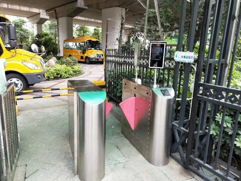 AI护学童·东莞市英皇艺术幼儿园正式启用“智卫校园”平台