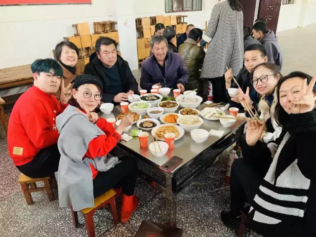 昆明是浪漫又土豪的城市,昆明是个很浪漫的城市