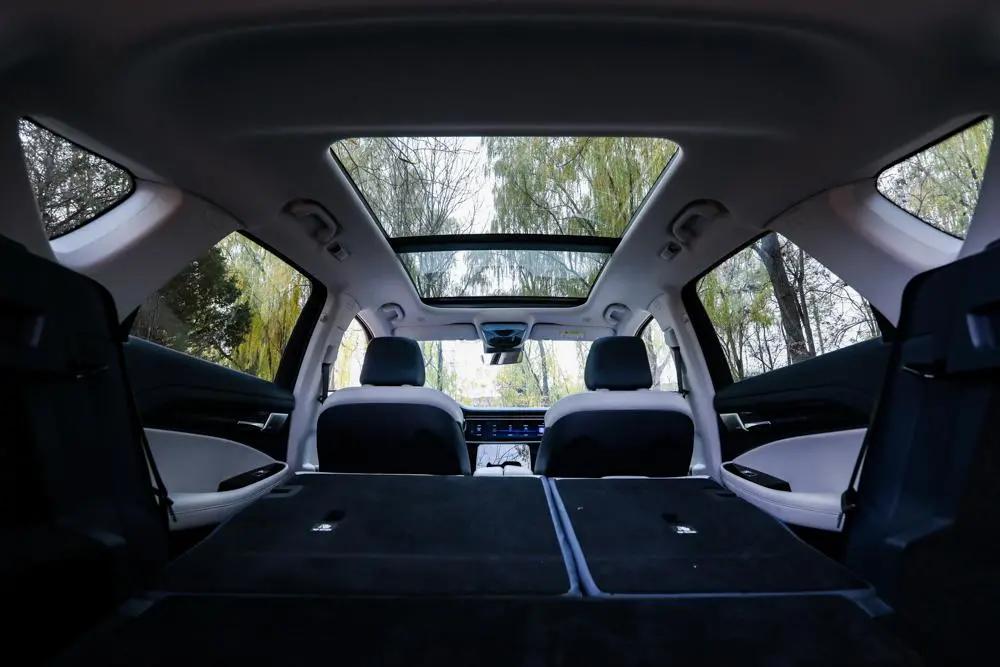 豪华智能与品质都有了试驾ARCFOX极狐αT