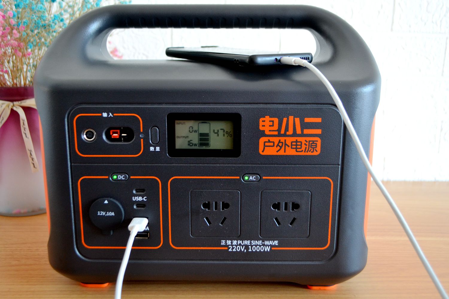 发电机对比户外电源,小型发电机和户外电源优缺点