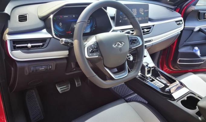 奇瑞瑞虎7大气,奇瑞瑞虎72020款1.5tcvt豪华