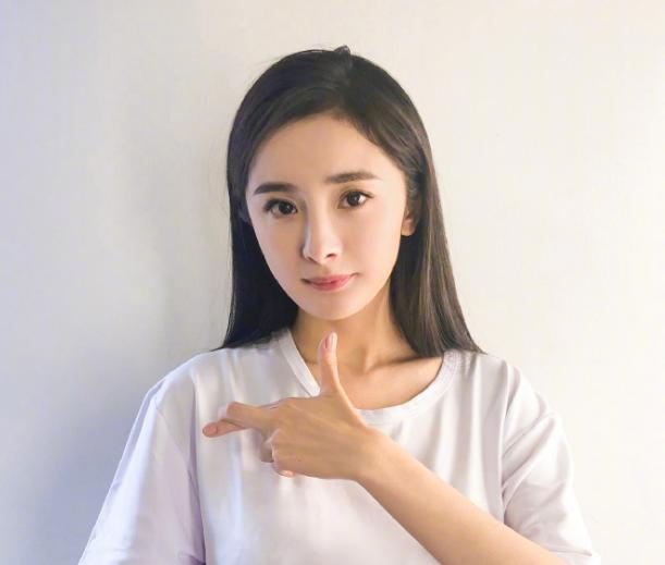 柳叶眼和桃花眼合在一起的眼型,柳叶眼和桃花眼的主要区别是什么