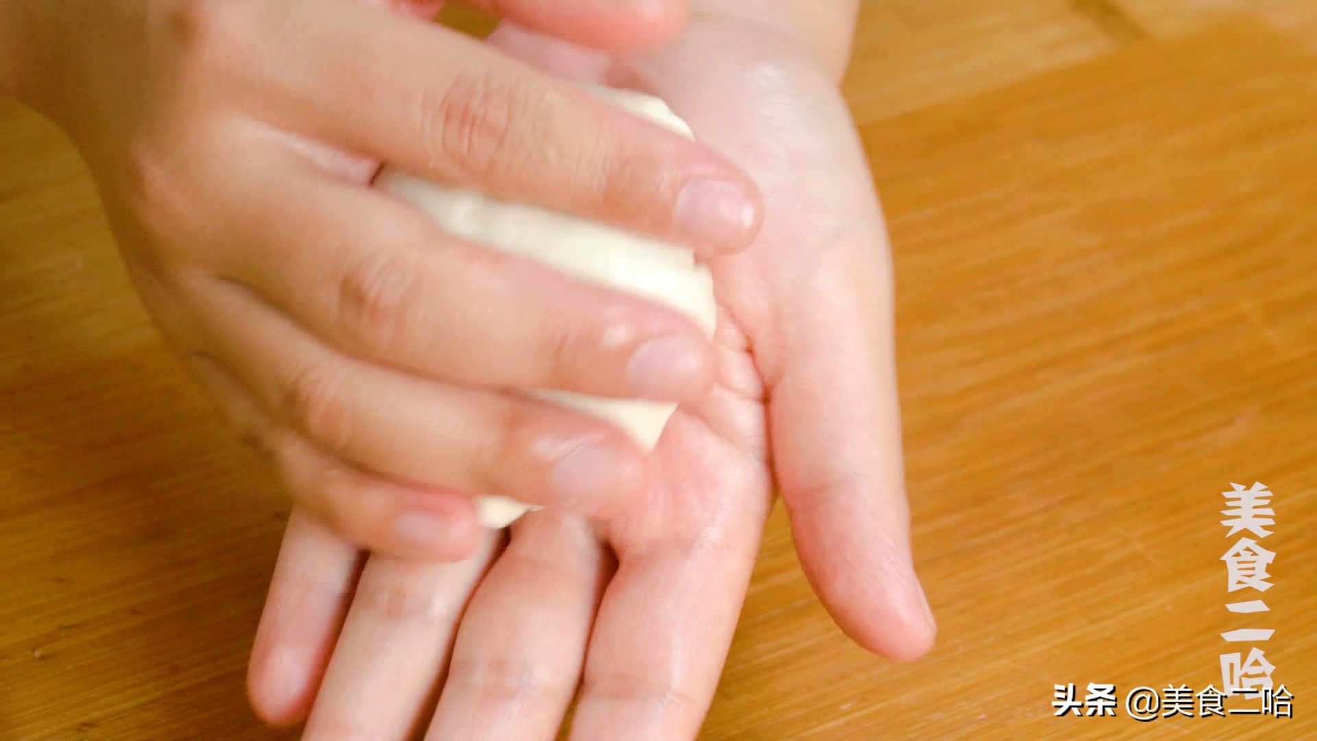 烙饼需要软还是硬,烙饼软香酥脆多层好吃技巧