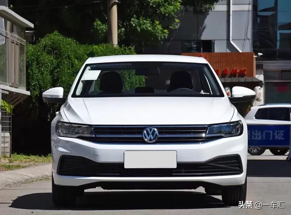 宝来2021款1.5l手动时尚型落地价,手动挡大众老宝来二手车