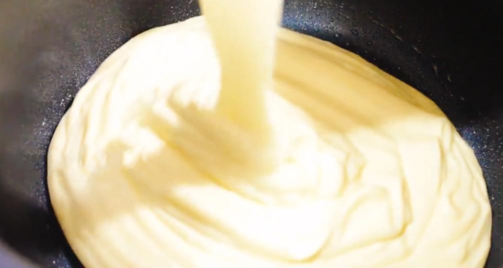 电饭锅自制蛋糕怎么不塌陷,电饭锅蛋糕做法家庭版简单不蓬松