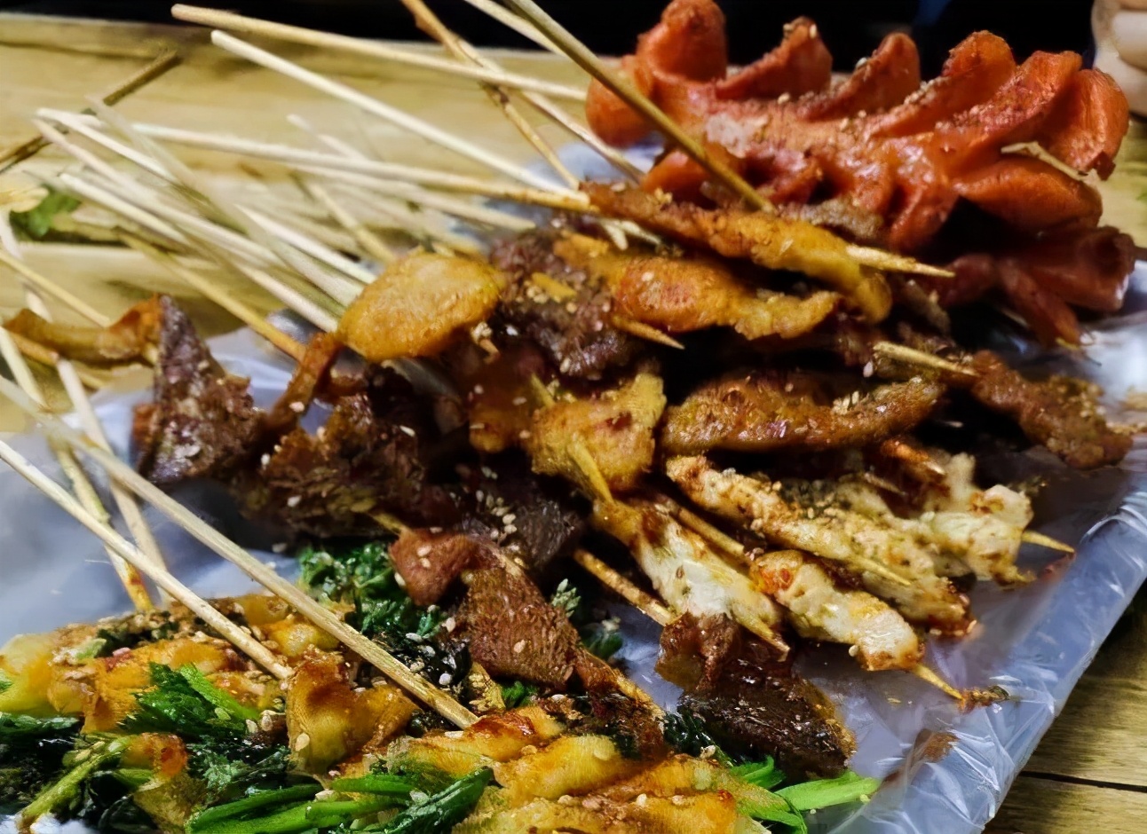 沈阳人有多爱吃鸡架,沈阳人为什么喜欢吃鸡架