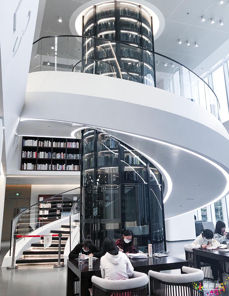 又是看完想去系列！深圳这个高颜值新地标，地铁直达还免费