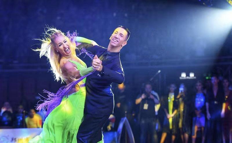 黑池巨星东京表演赛,黑池国标舞大赛