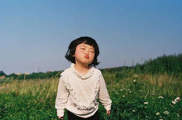 坏妈妈,我打死你!妈妈“懦弱”应对,快速结束“诅咒敏感期”