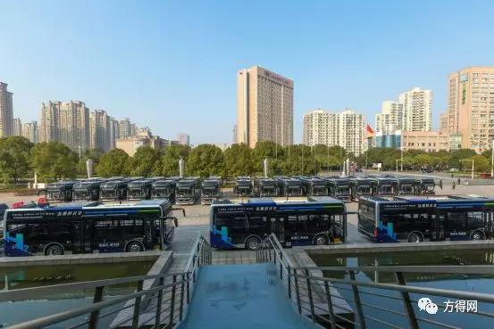 海格8.2米纯电客车,了解海格客车