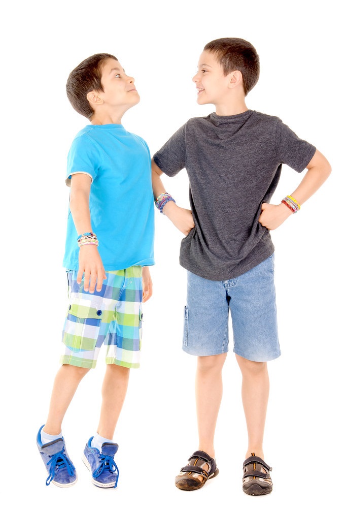 成年人试穿优衣库童装,成人穿大码童装吗