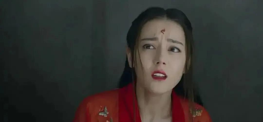 《极挑》热巴脸垮严重，网友：做了烤瓷牙的热巴“花期太短了”