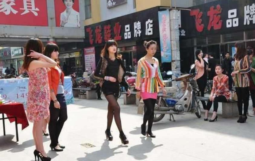 云南哪个地方可以看到越南的城市,云南边境靠越南城市有哪些