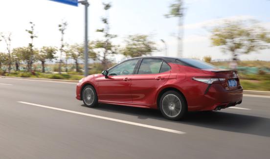 懂你所想，玩转第八代凯美瑞的极致操控