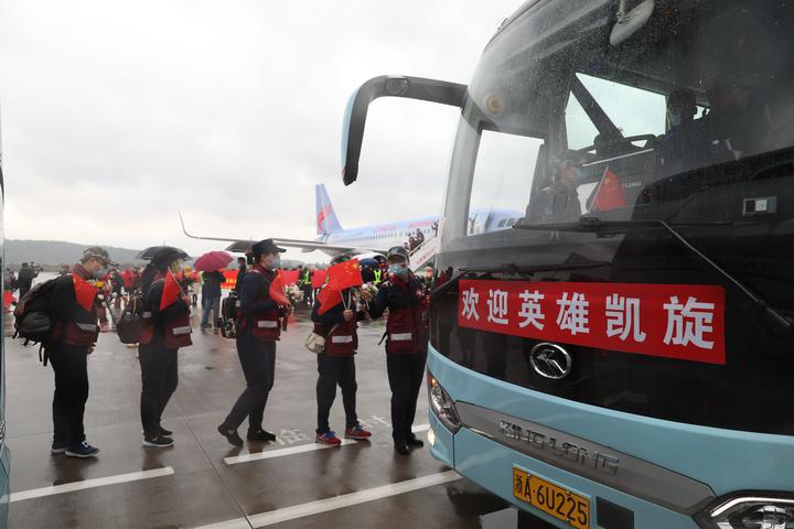 白衣执甲，英雄凯旋！第三批返浙医疗队439人胜利归来