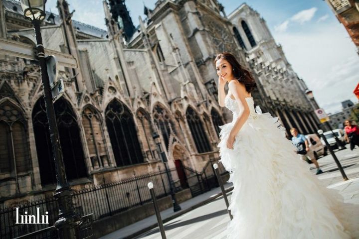 在两*法大**国最梦幻古堡出嫁，实现妳的公主梦