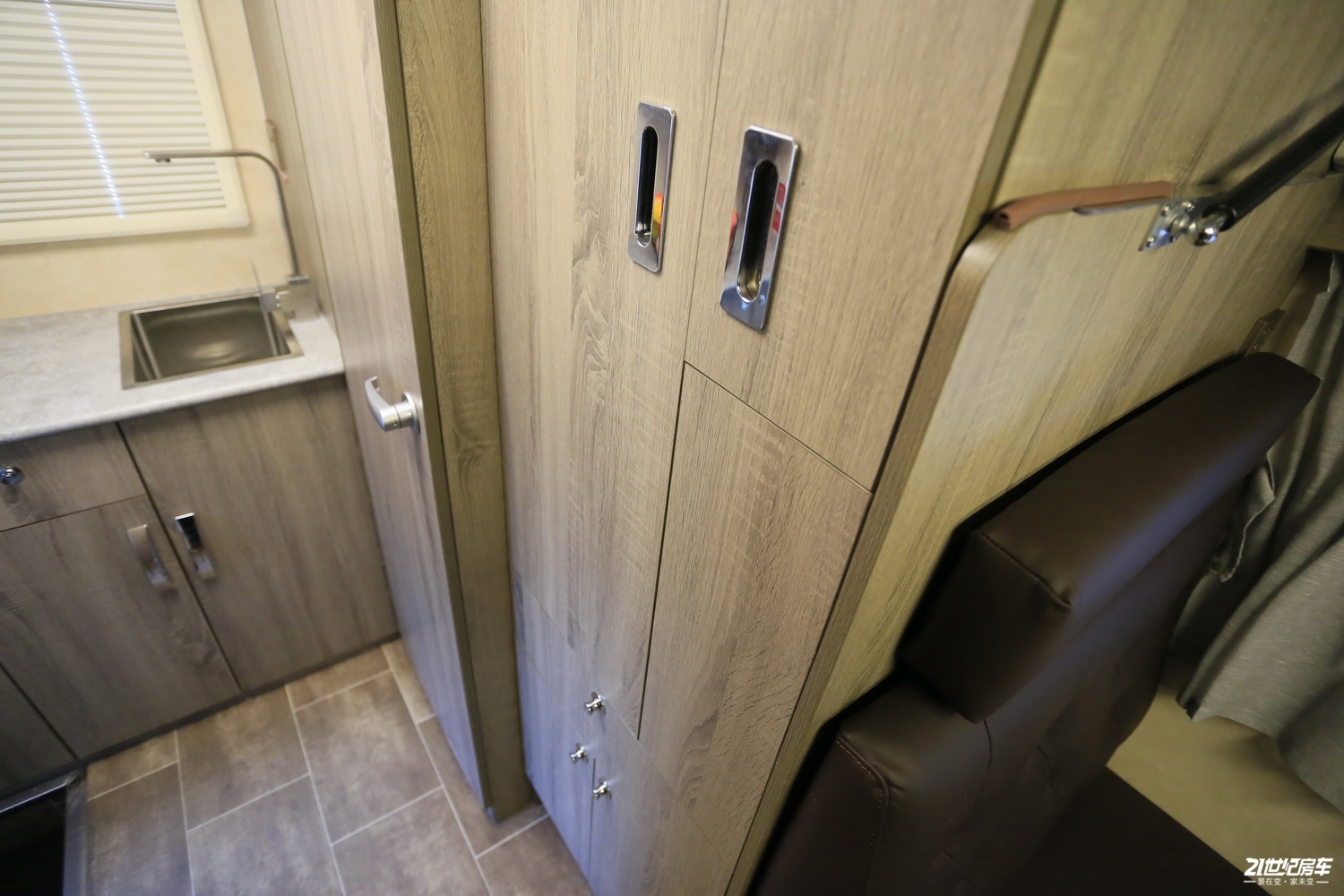 满足6人出行的房车,能旅行能通勤的b型房车报价