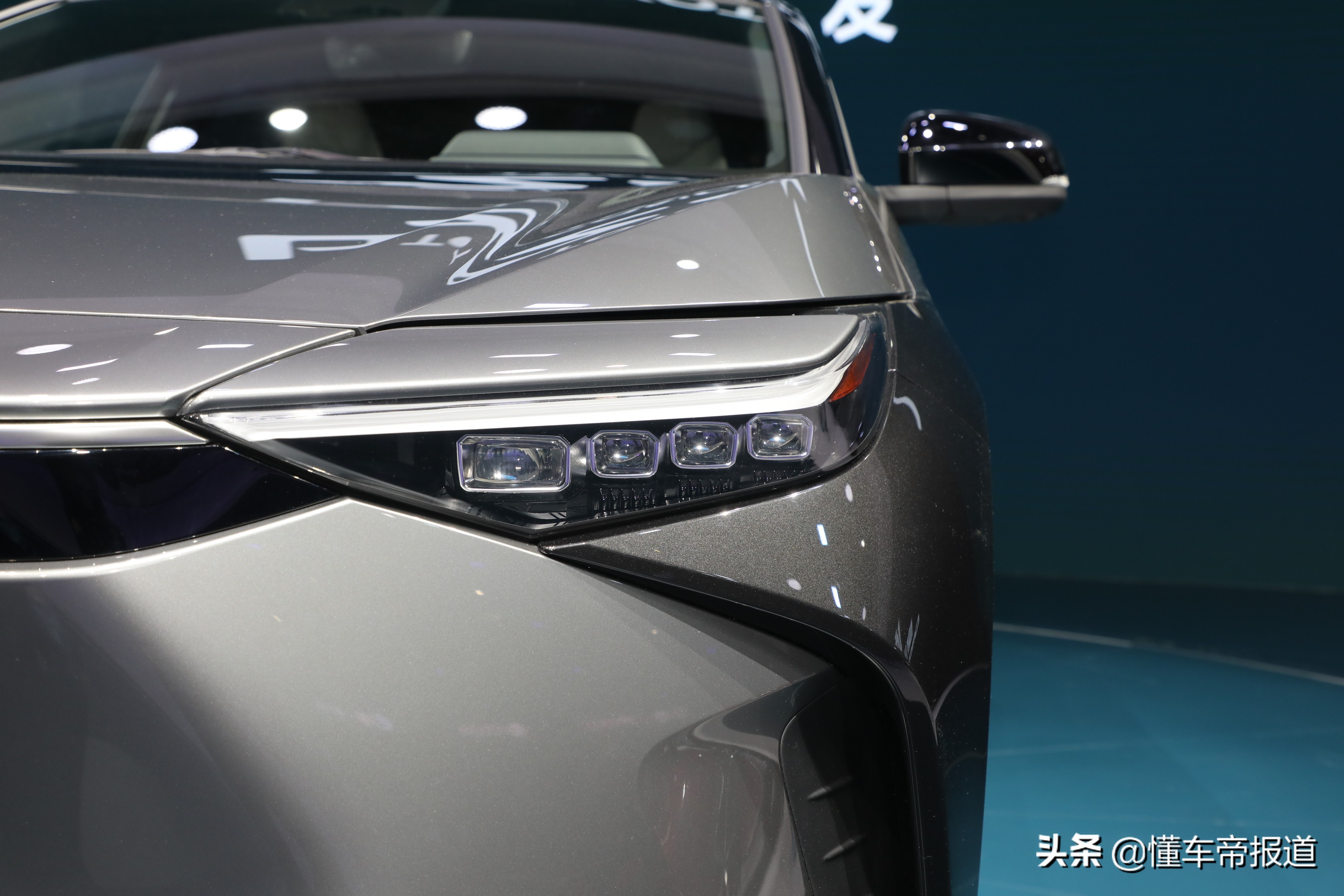 新车｜短悬挂长轴距，造型科幻！丰田纯电SUV概念车亮相上海车展