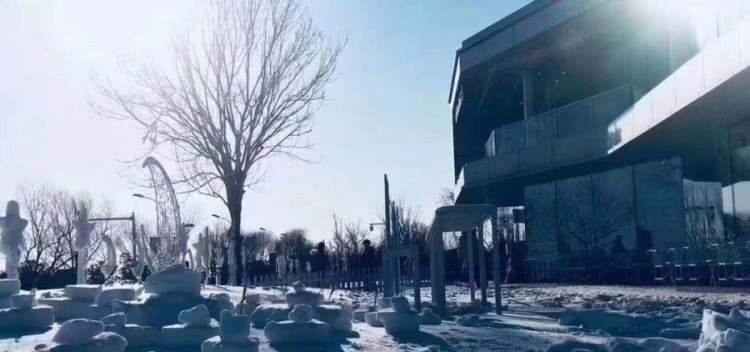 南戴河汐溪亲子酒店,北欧风情房推窗看海邂逅美景