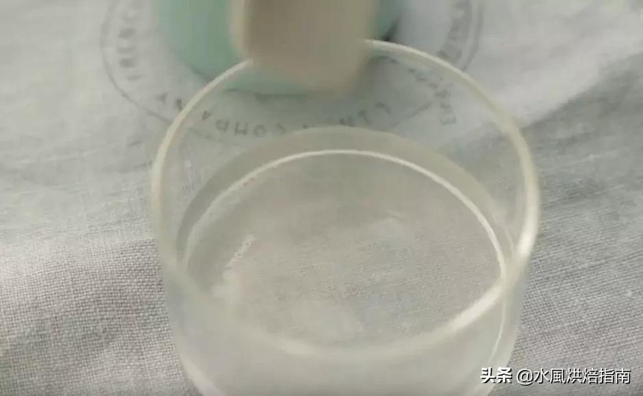 柠檬蛋白派的配方,柠檬蛋白派烤箱