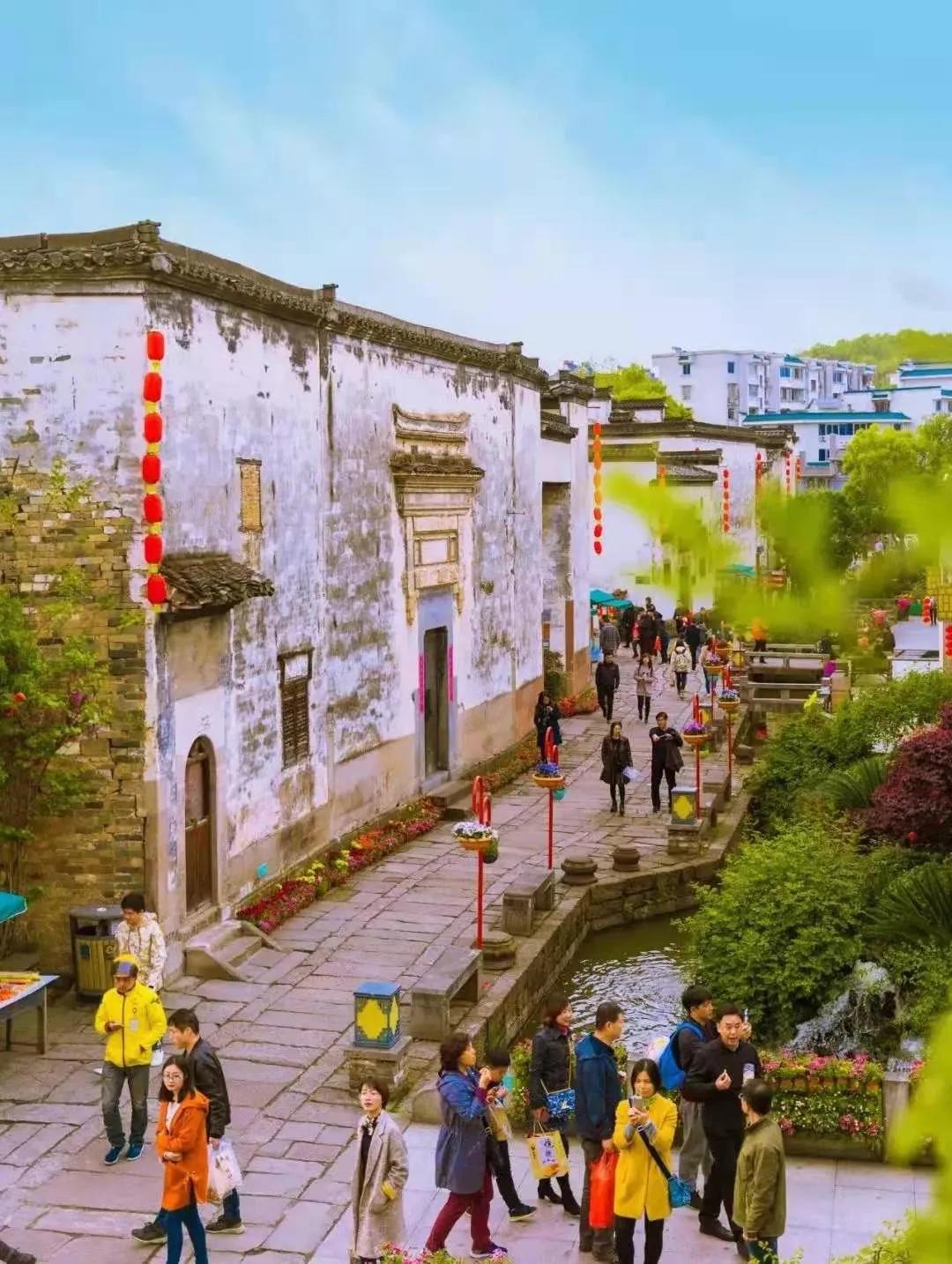 徽州5日旅居！游5A景点，玩新安江新景，尝地道徽菜，住度假酒店