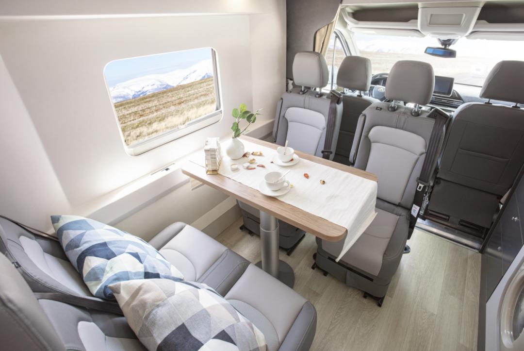 现在连房车都开始改装了？确实可以，但也确实不提倡