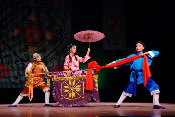 文房四宝产地歙县~盆景徽剧之乡~高山土楼梯田