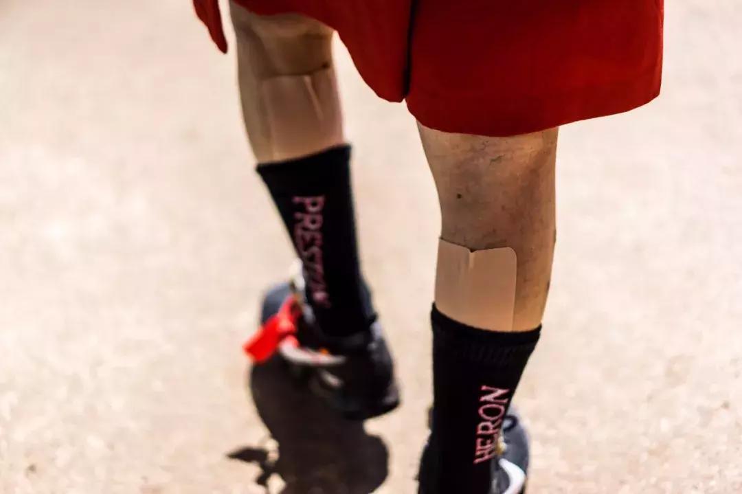 72岁农民大爷变成时尚男神,大爷秒变潮男