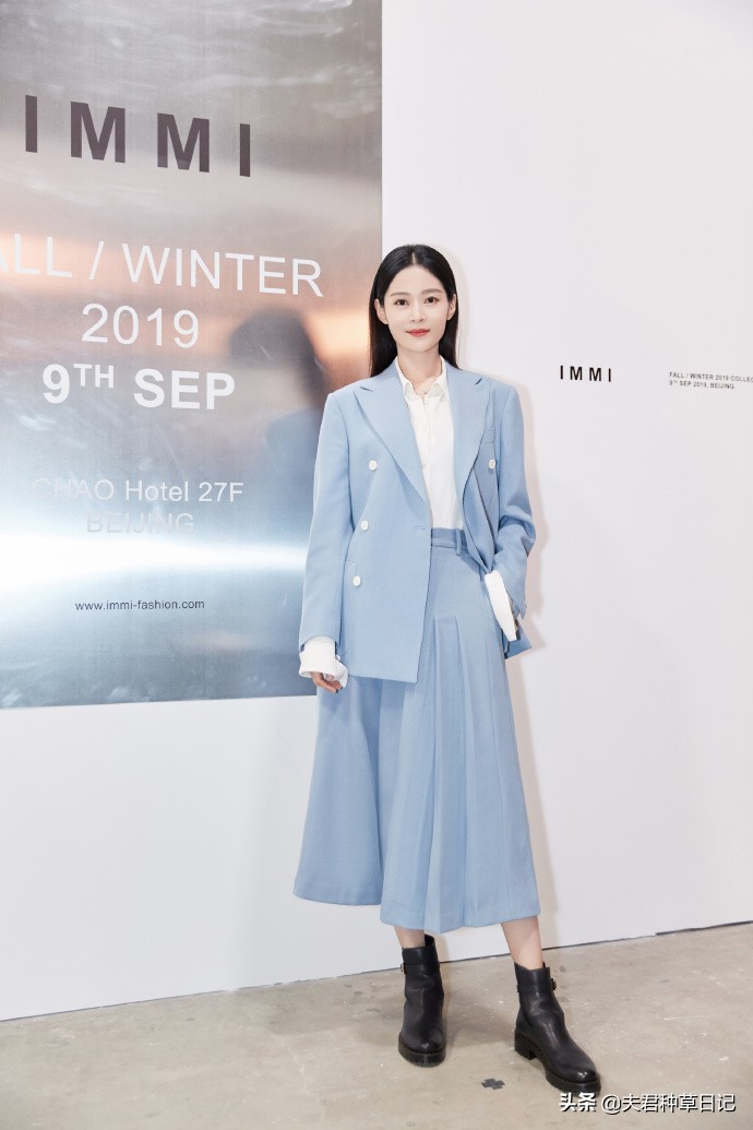 专柜导购直言，一般穿这“4种”品牌的人，自己都懒得“搭理”她