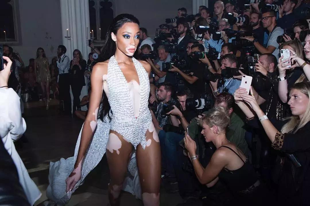 维密秀18年,今年维密的几个环节