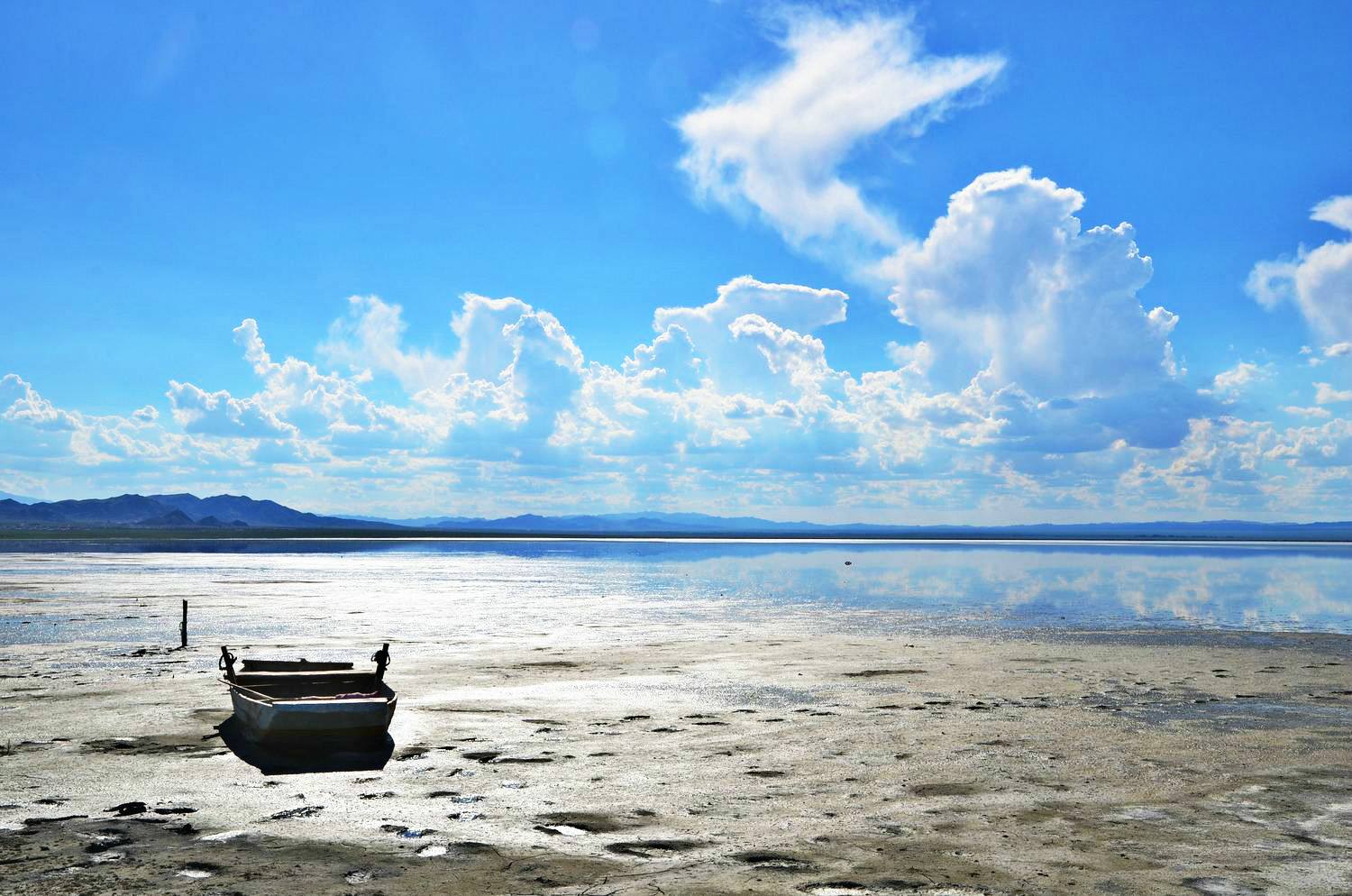 新疆的七八月份,七八月份新疆适合去哪