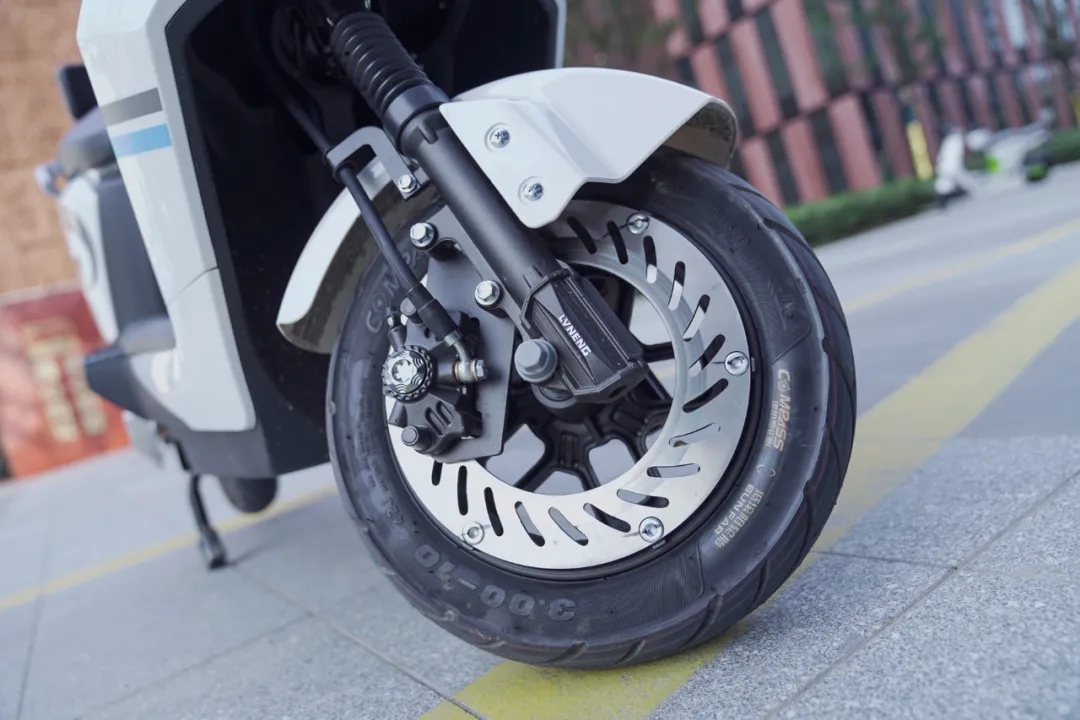 绿能x6,绿能最新款电摩