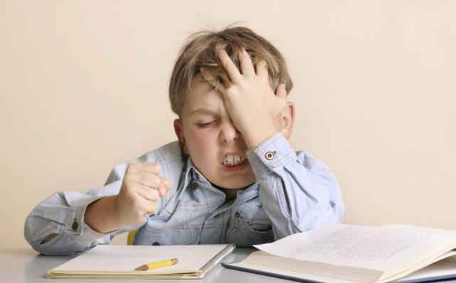 多动症孩子怎么办法让他安静,多动症儿童如何快速冷静