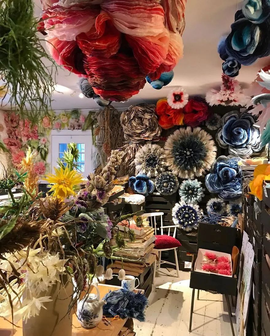 用纸巾做的花又简单又好看,用纸巾做的花很漂亮又简单