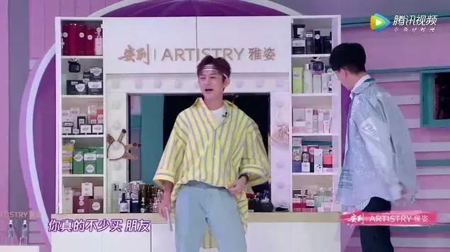 别傻了,你以为她们是真的惨么?