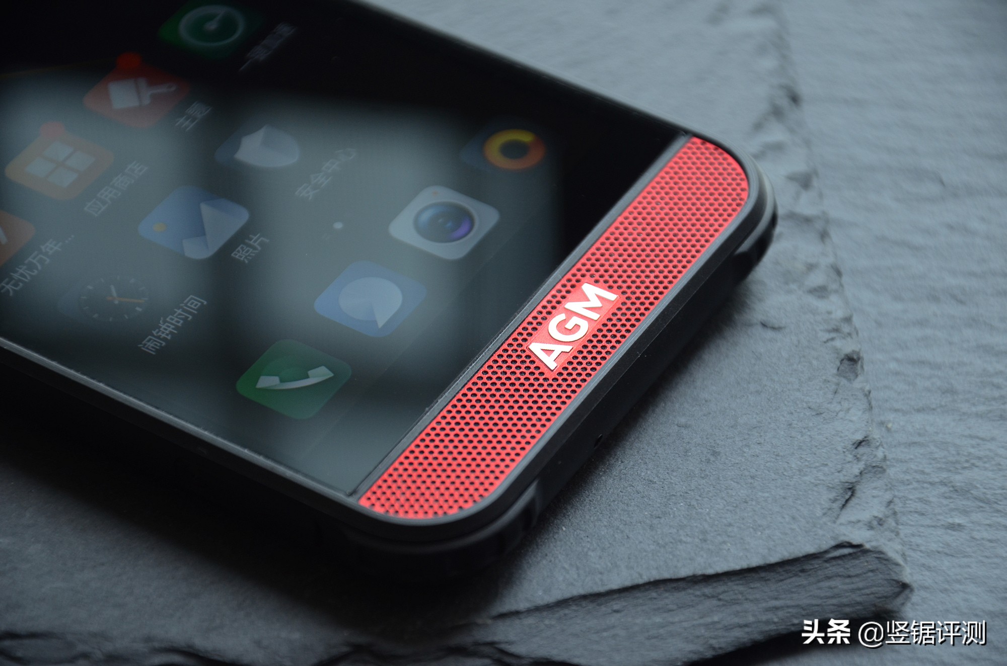 AGMH2三防手机评测:前置2.5W扬声器,搭载虎贲T310处理器