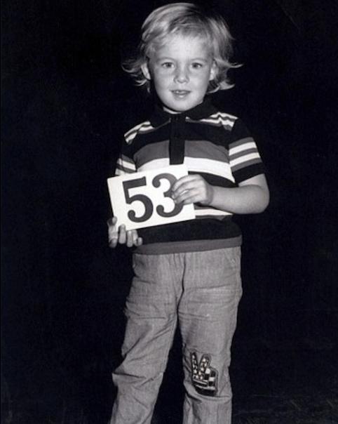 亚历山大麦昆小白鞋彩虹,亚历山大麦昆小白鞋开胶