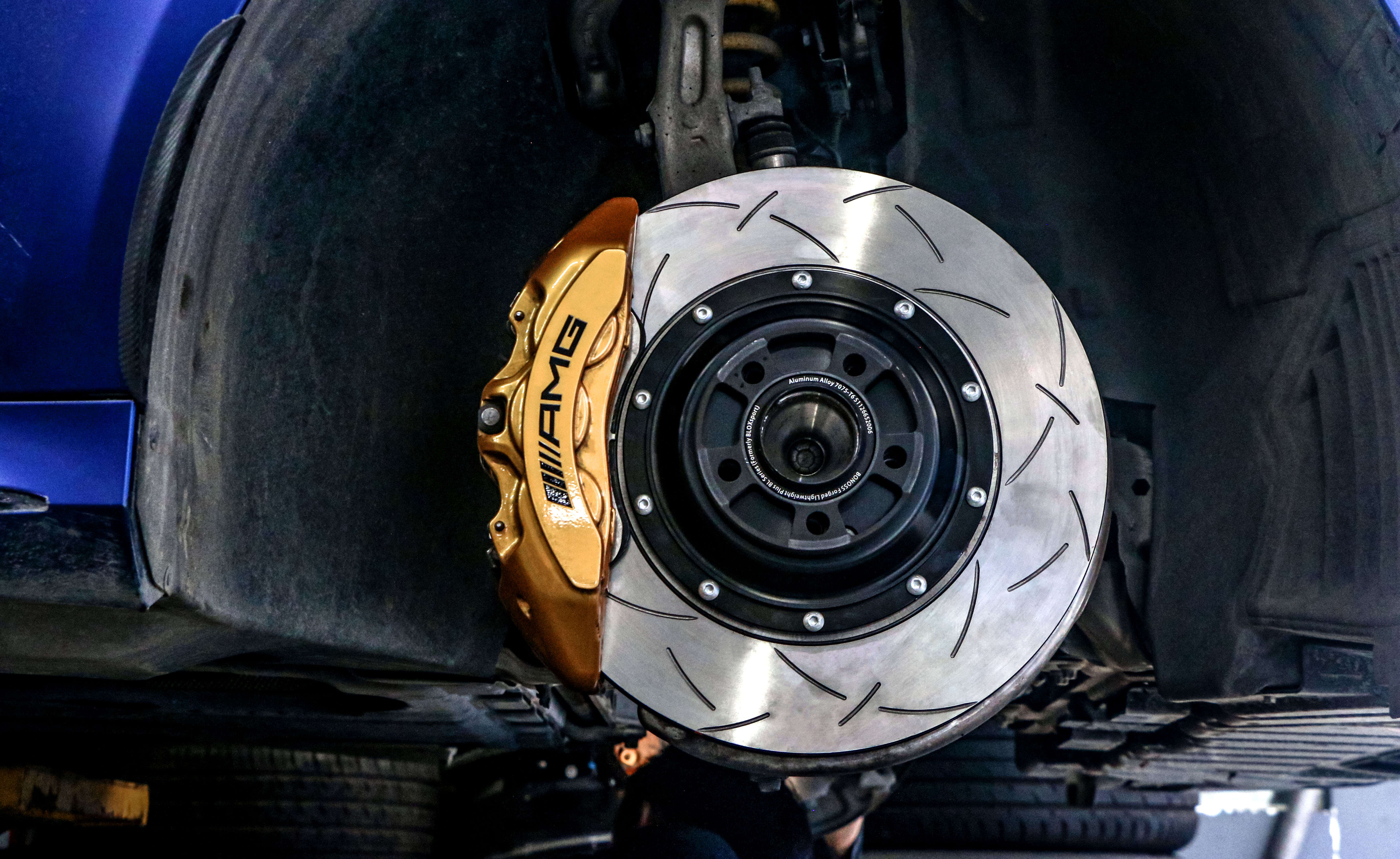 刷完程序再改头段有影响么,奔驰更换前刹车盘注意事项