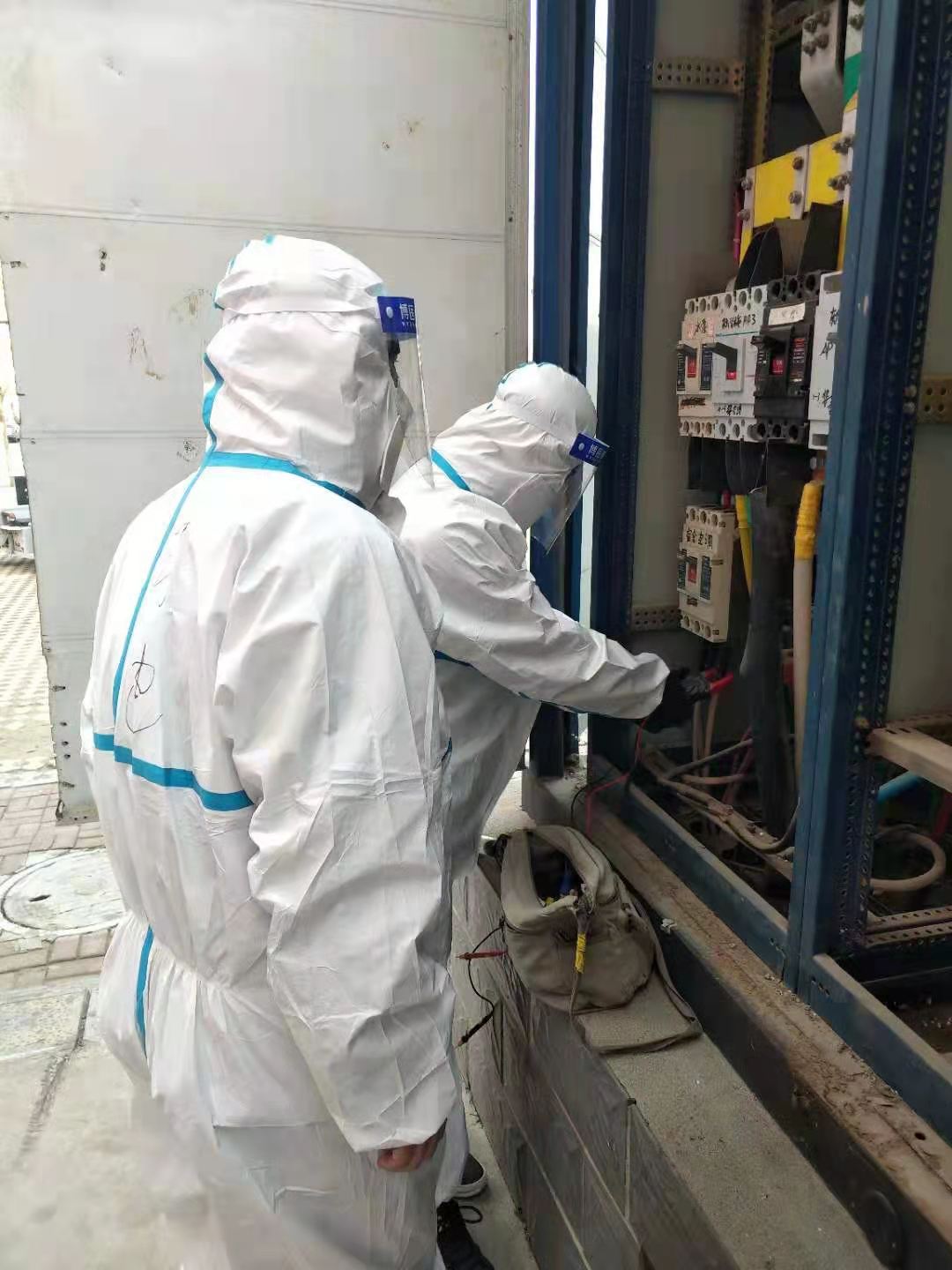 抗疫情保供电报道,抗击疫情保供电新闻报道