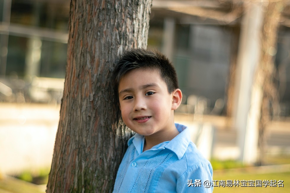 阳光帅气聪慧勇敢的男孩名字,励志的男孩子名字大全