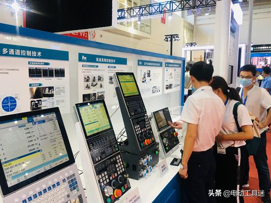 中国数控机床打破僵局,高端装备掌握核心大脑,全面突破真难