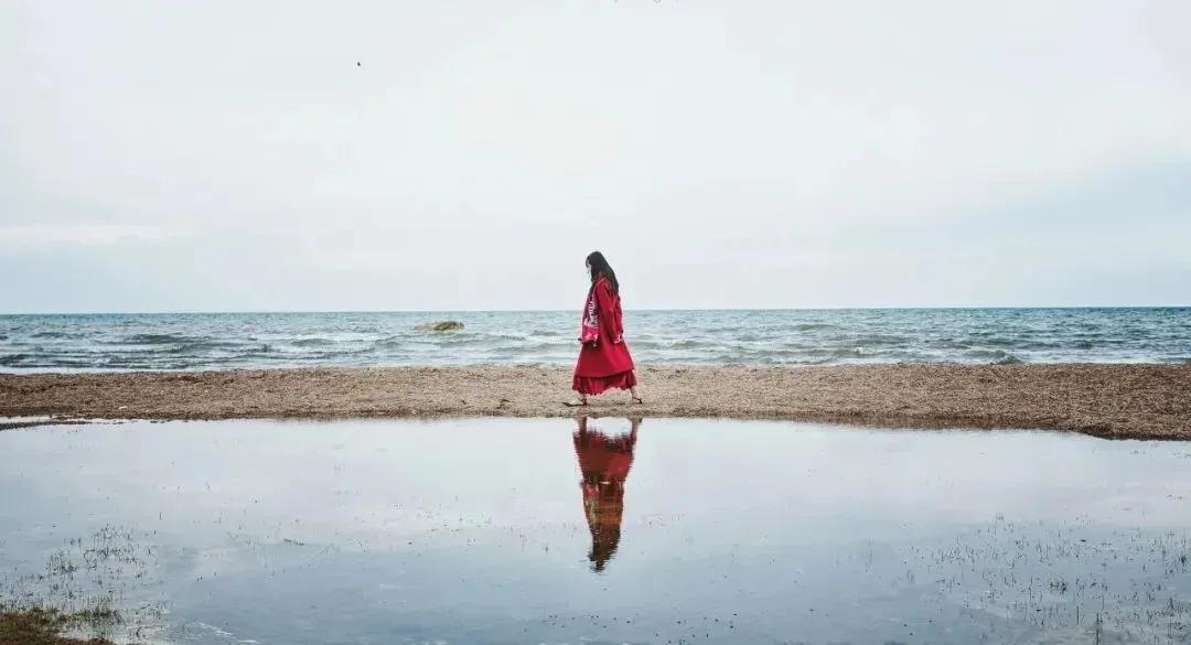 过来人的忠告女人可晚嫁,女人再穷也不要省三种钱