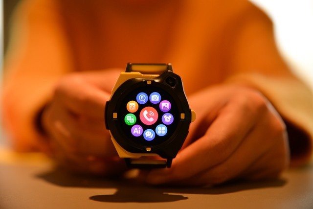 米兔儿童学习手表4pro,米兔儿童学习手表5x功能介绍