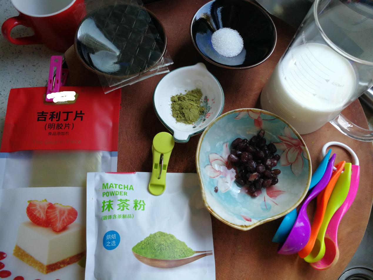 抹茶布丁最简单的做法,夏天里的布丁