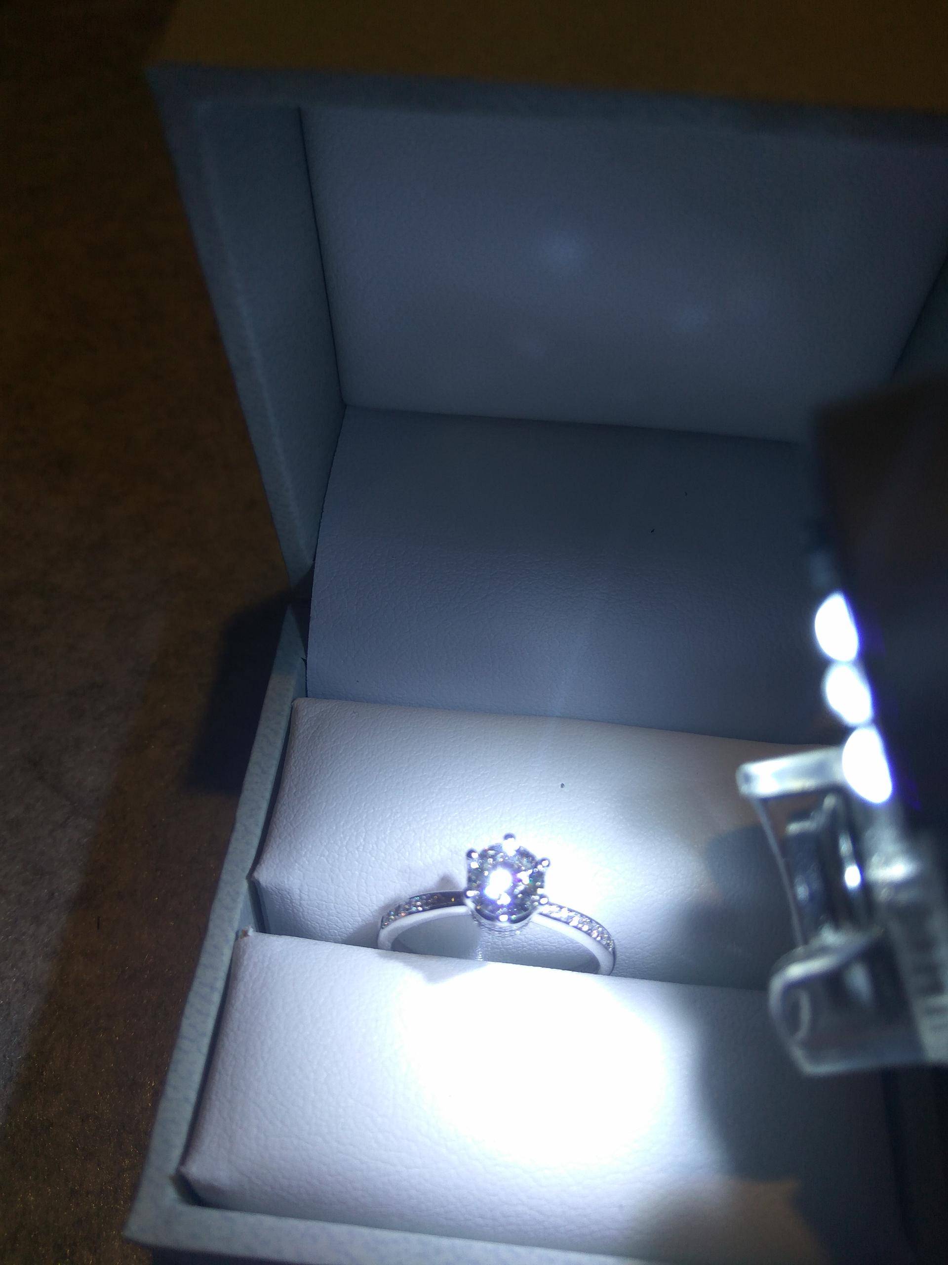 bluenile钻石价格,bluenile钻石一克拉