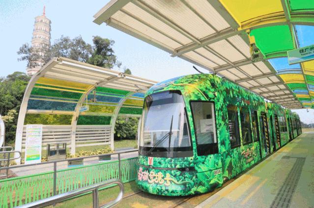 日均50万人打卡，网红主题列车震撼幕后！车贴喷画惊艳全场