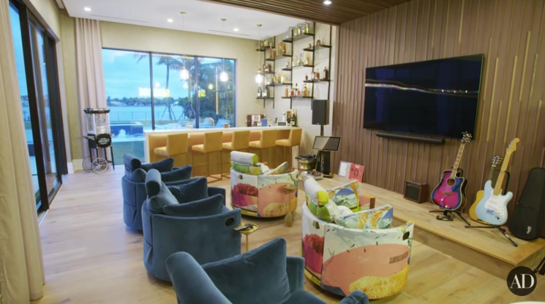 最能挣钱的网球女王们都住在什么样的大House？